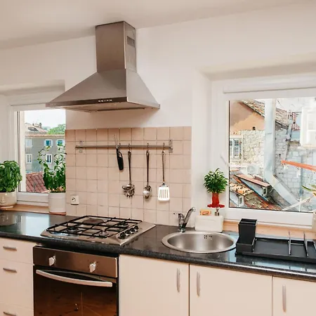 Lägenhet Pjaca Penthouse *