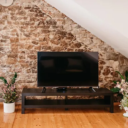 Pjaca Penthouse Apartment