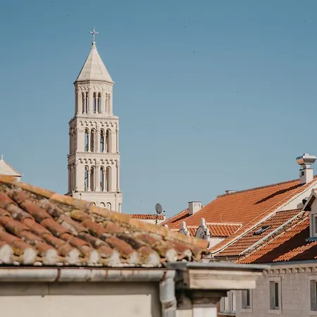 Pjaca Penthouse Apartment