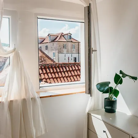 Pjaca Penthouse Apartment Split